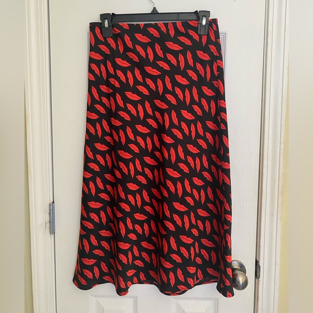 Anne Taylor silk skirt